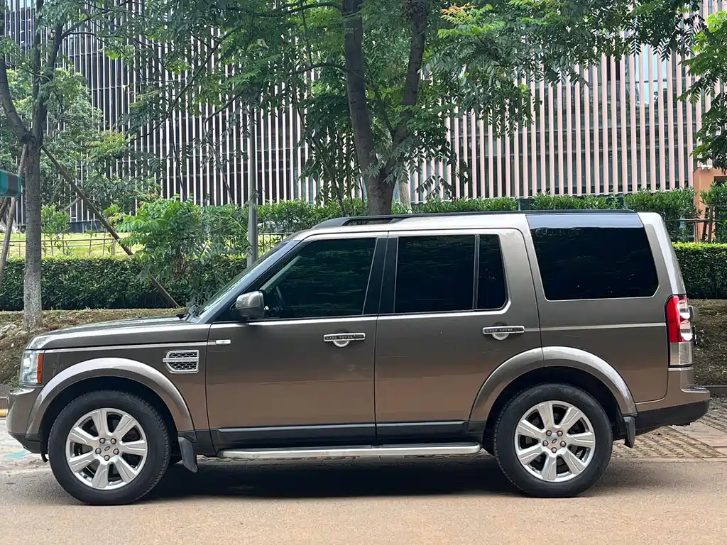 Discovery 3.0 SDV6 HSE Diesel