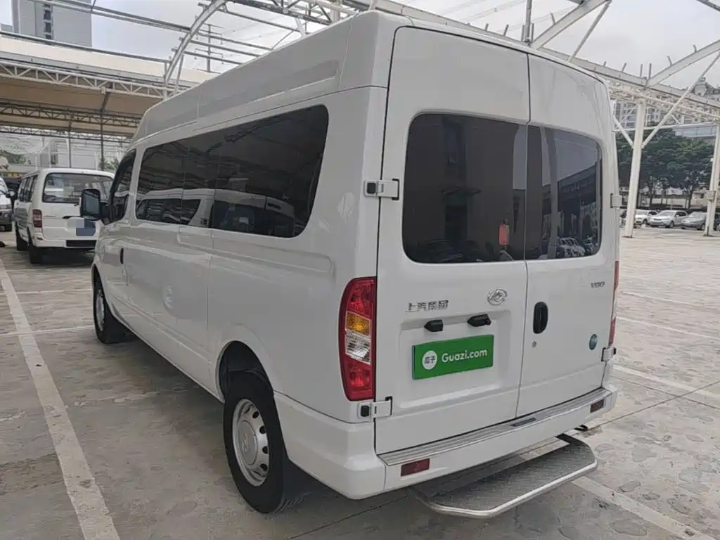 Xintu V80 新途V80 2025款 超值版傲运通 2.0 T 手动长轴中顶127 Ps 6/7/9座