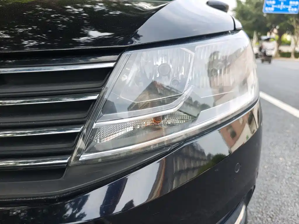 Lavida 1.6 L Auto Comfort