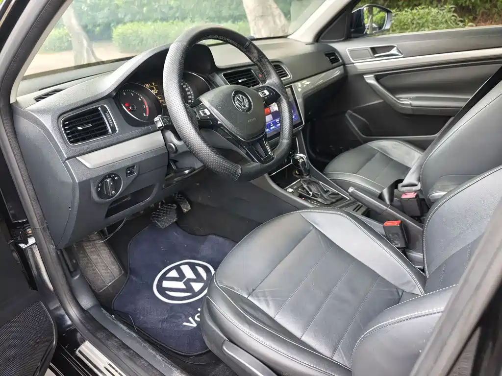 Lavida 1.6 L Auto Comfort