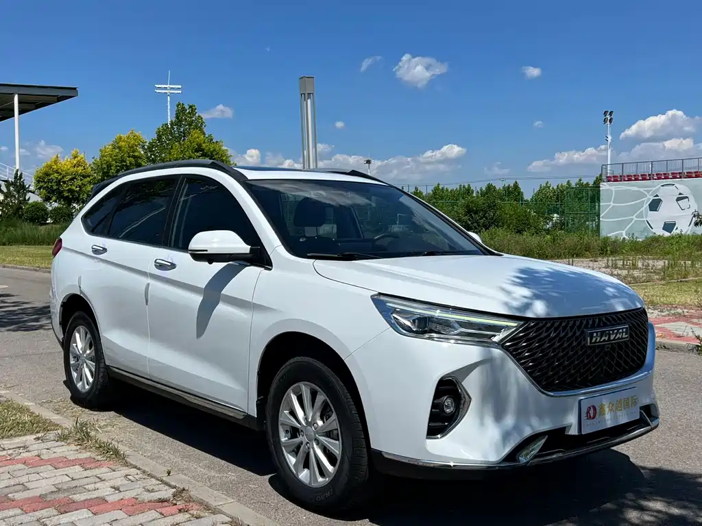 Haval M6 PLUS 1.5 T DCT Luxury Connected