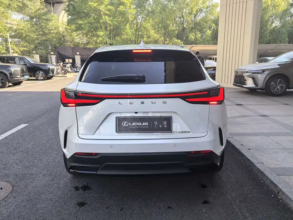 Lexus NX NEV 400 h+ Smooth