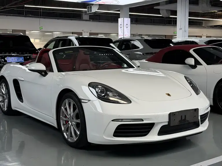Porsche 718 Boxster 2.0 T