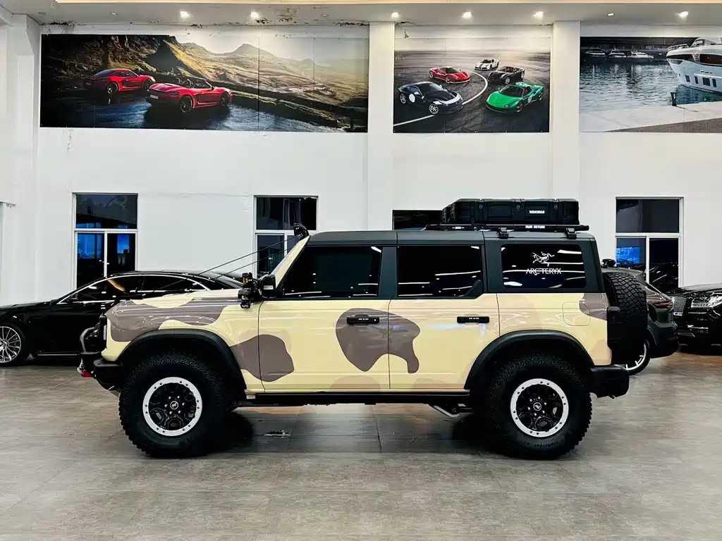 Ford Bronco 福特烈马 2026款 2.3 T 荒地