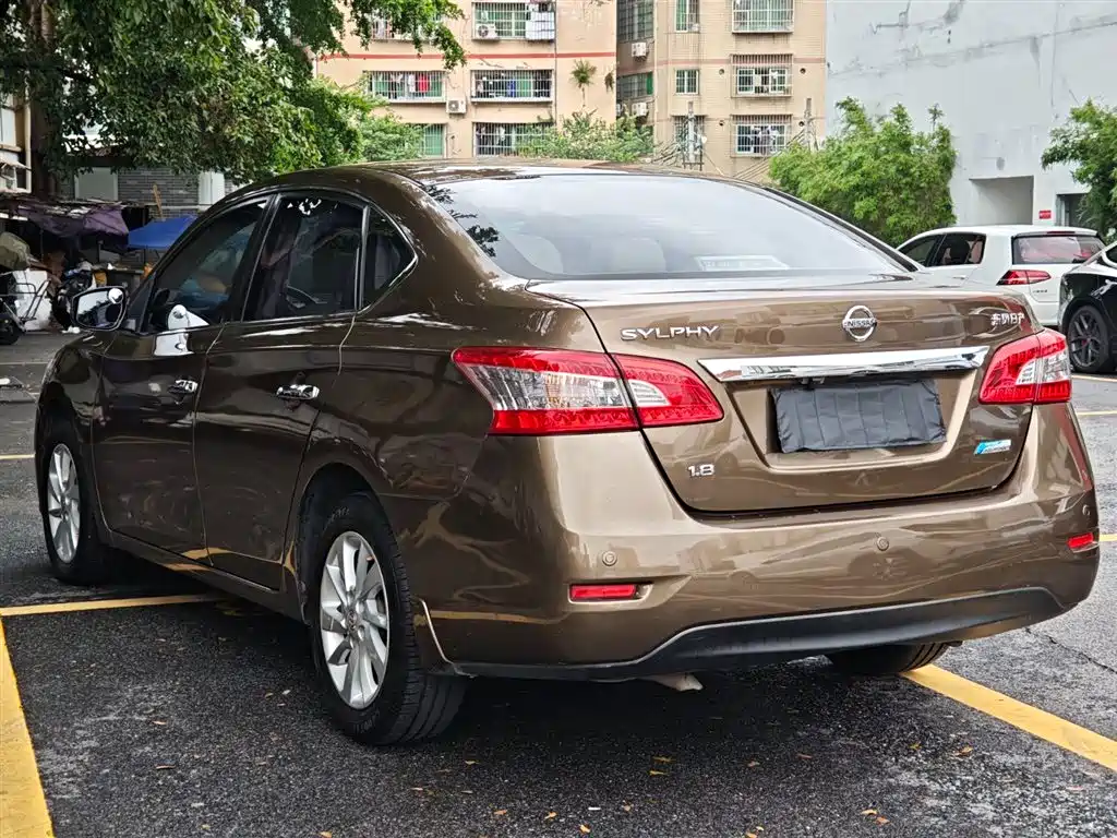 Sylphy 1.8 XL CVT Luxury