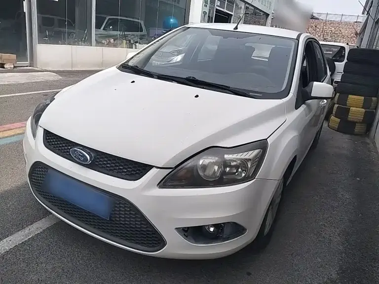 Ford Focus Hatchback Classic 1.8 L Manual Basic