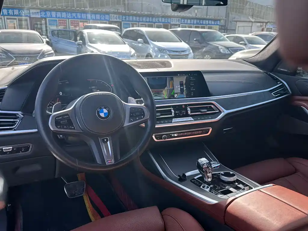 BMW X7 Facelift xDrive40 i Premium Luxury Package