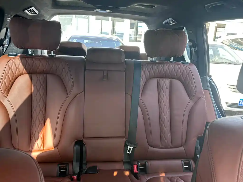 BMW X7 Facelift xDrive40 i Premium Luxury Package