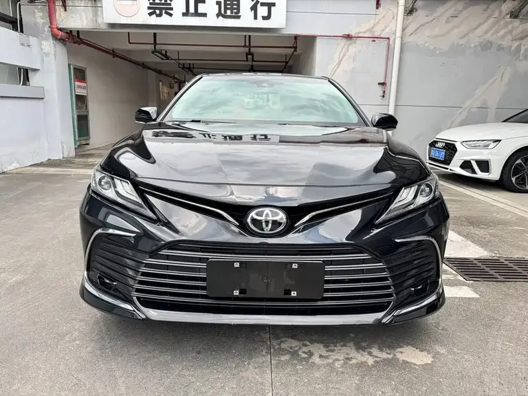 Toyota Camry 2.0 G Luxury