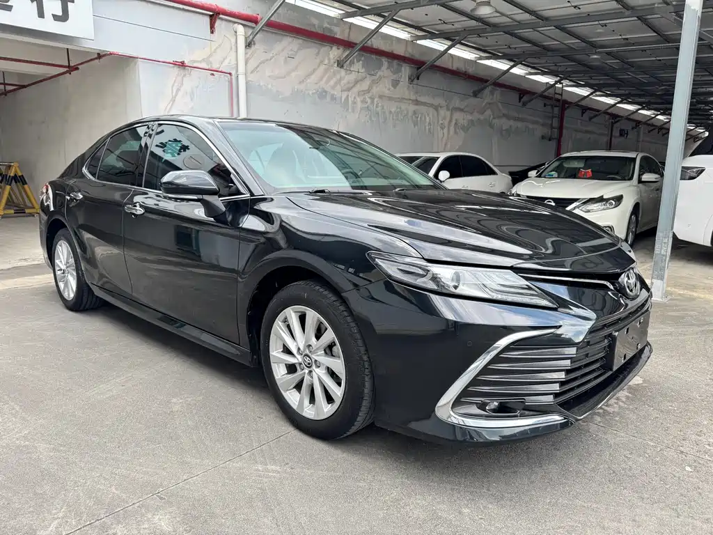 Camry 2.0 G Luxury