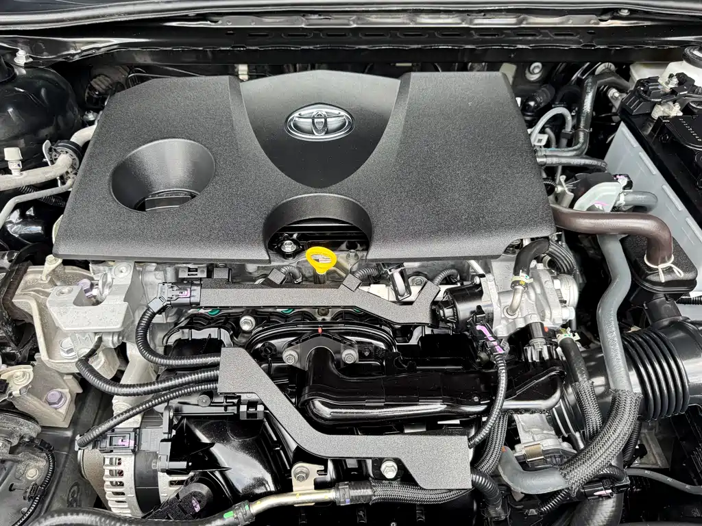 Camry 2.0 G Luxury