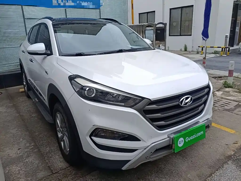 Tucson 1.6 T DCT 2 WD Intelligent