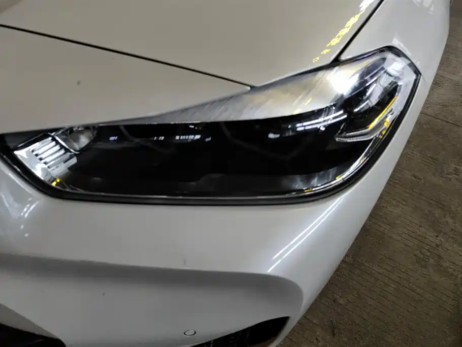 BMW X2 sDrive25 i Leading M Sport Package