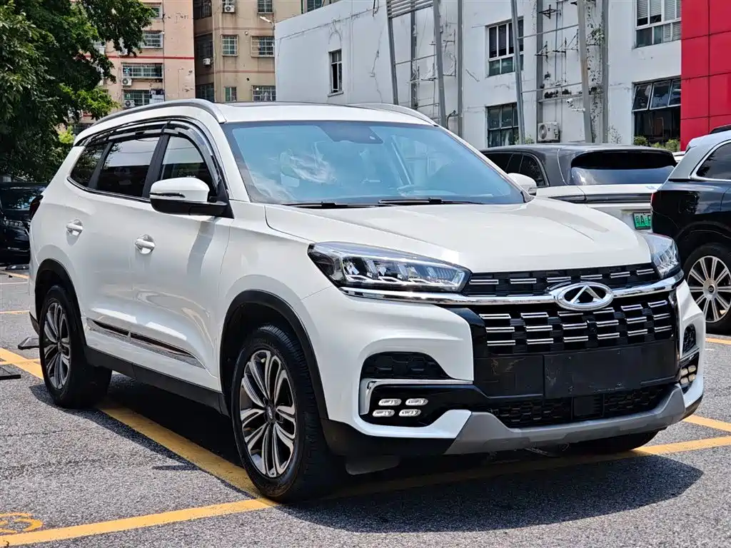 Tiggo 8 1.6 TGDI Auto Luxury