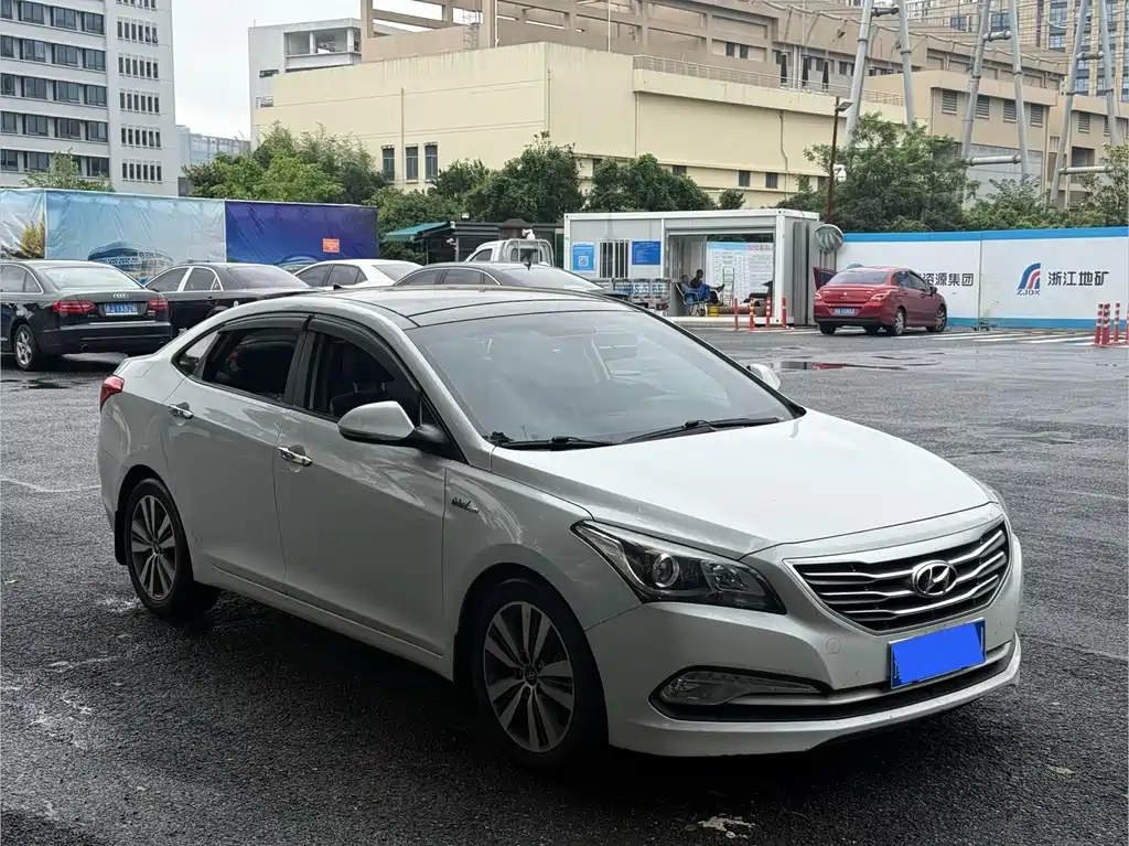 Mistra 1.6 T Auto Intelligent GLS