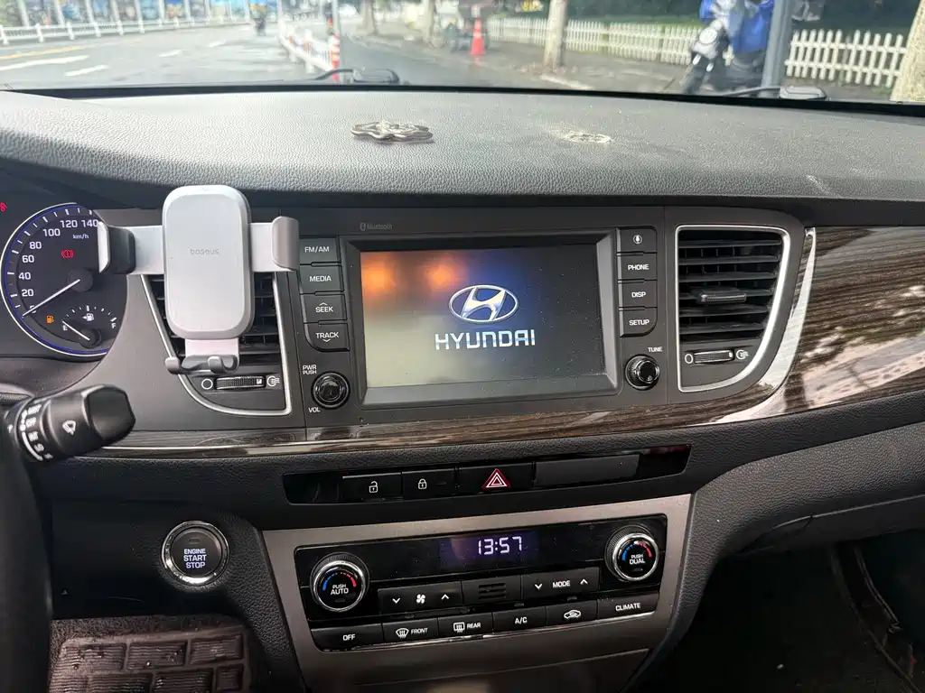 Mistra 1.6 T Auto Intelligent GLS