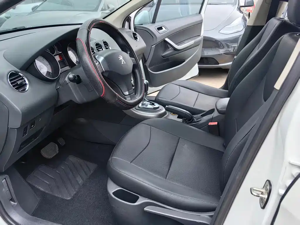 Peugeot 408 2.0 L Auto Comfort