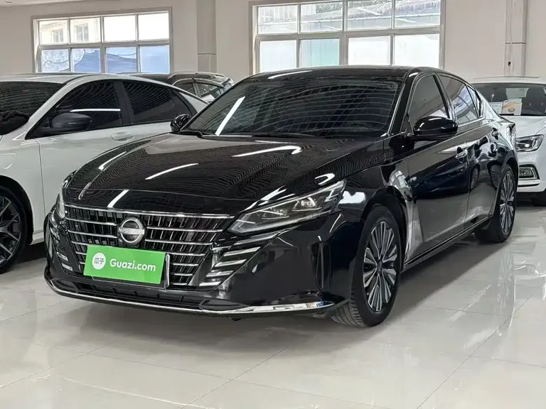 Nissan Teana 2.0 L XL-TLS Joy