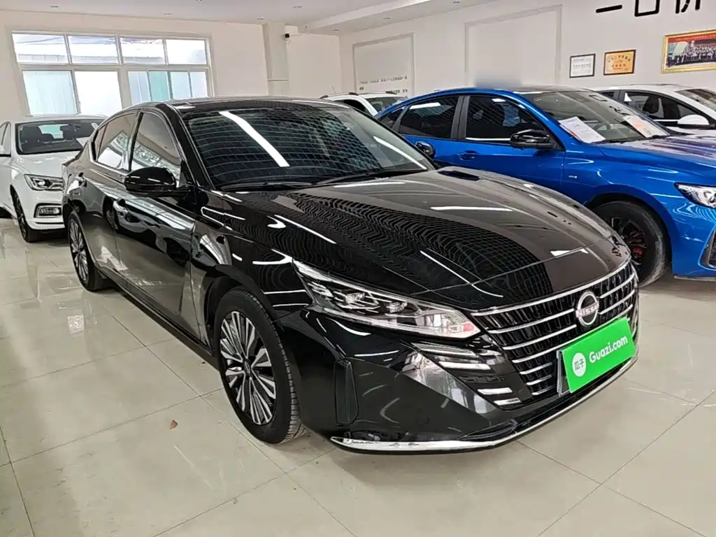 Teana 2.0 L XL-TLS Joy