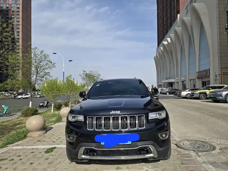 Jeep Grand Cherokee (Import) 3.0 L Comfort Enjoyment Navigation