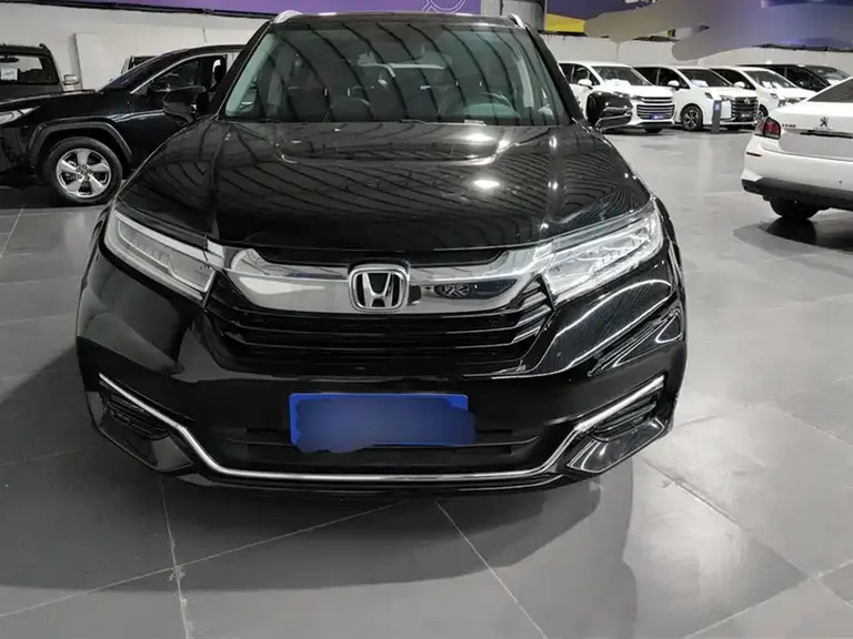 Honda Avancier 370 TURBO 4 WD Premium Two-tone