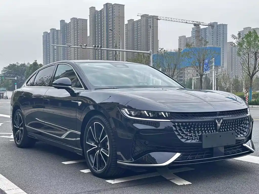 Voyah Zhuiguang PHEV 4 WD Ultra Long Range Flagship