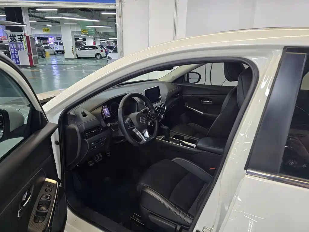 Sylphy 1.6 L XL CVT Joy
