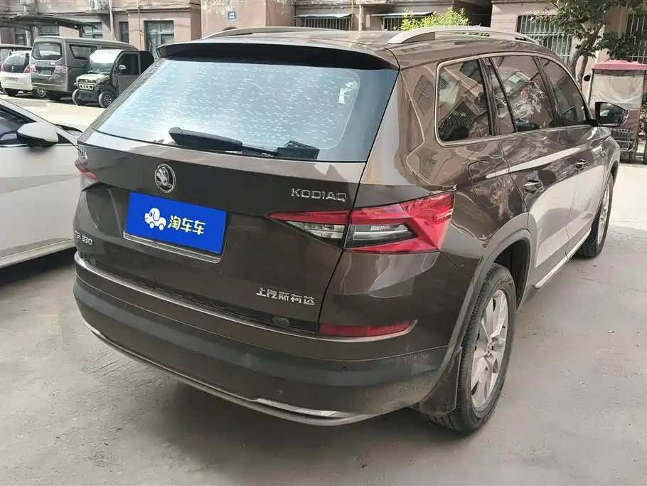 Kodiaq Facelift TSI330 5-seat 2 WD Luxury Enjoyment