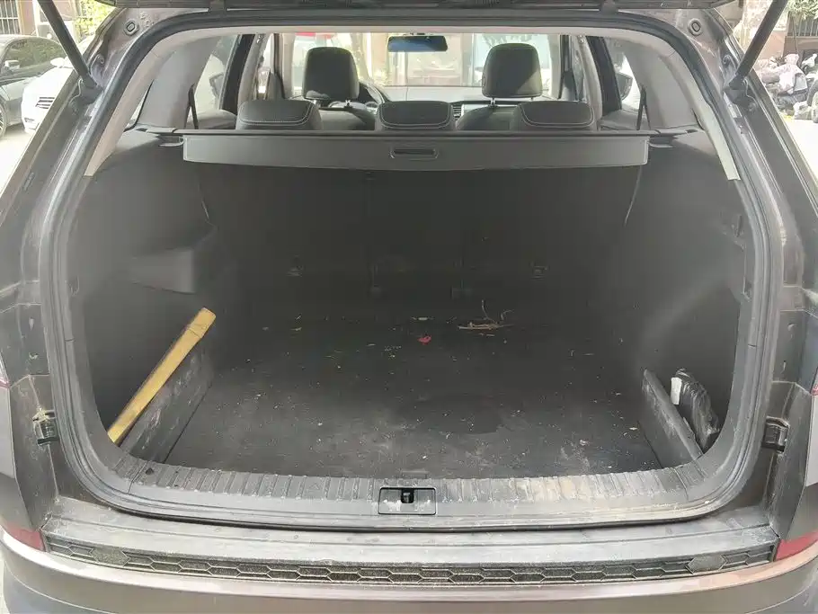 Kodiaq Facelift TSI330 5-seat 2 WD Luxury Enjoyment