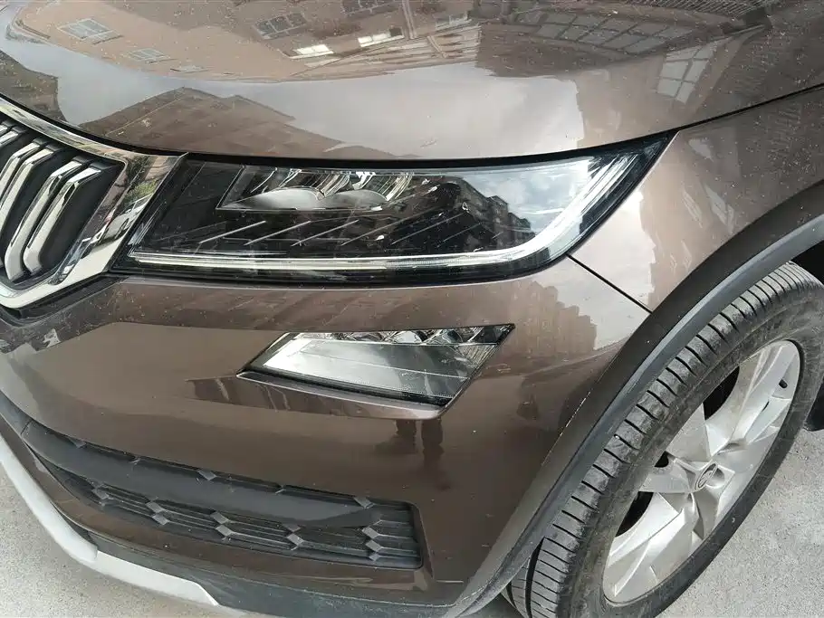 Kodiaq Facelift TSI330 5-seat 2 WD Luxury Enjoyment
