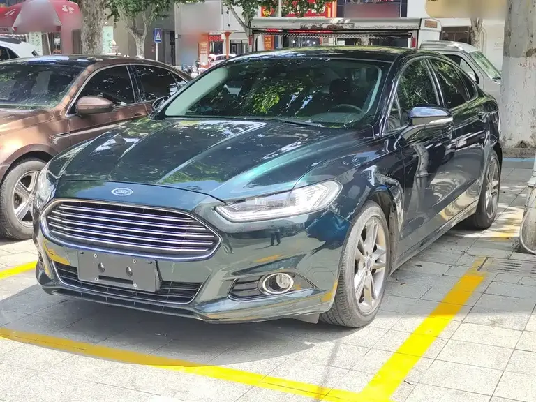 Ford Mondeo 2.0 L GTDi240 Luxury Sport