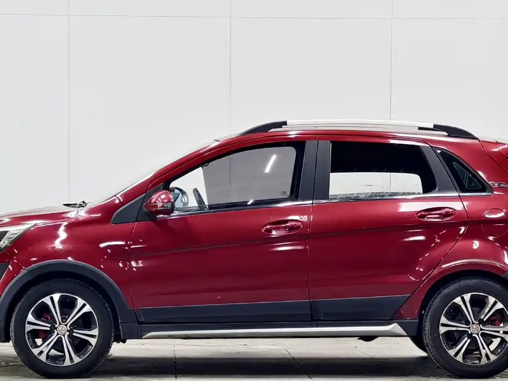 Senova X25 1.5 L Auto Elite