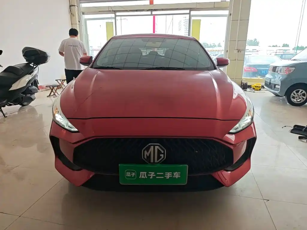 MG5 180 DVVT CVT Youth Luxury