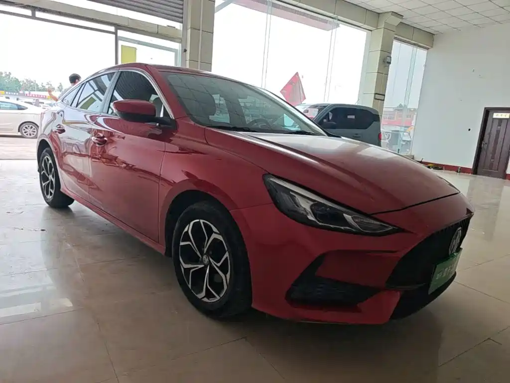 MG5 180 DVVT CVT Youth Luxury