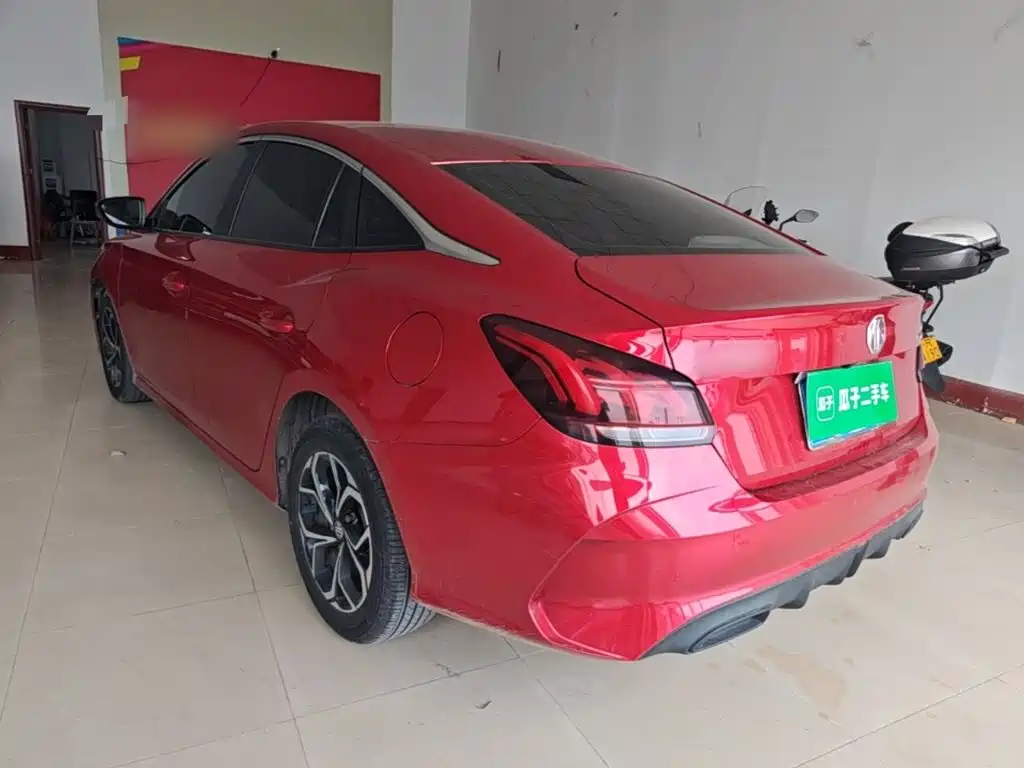 MG5 180 DVVT CVT Youth Luxury