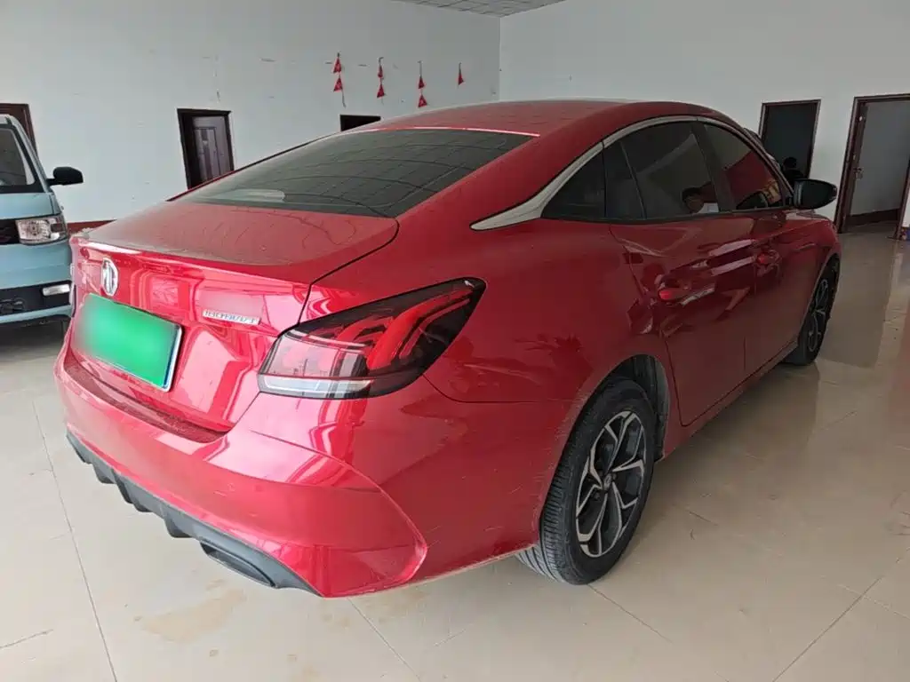 MG5 180 DVVT CVT Youth Luxury