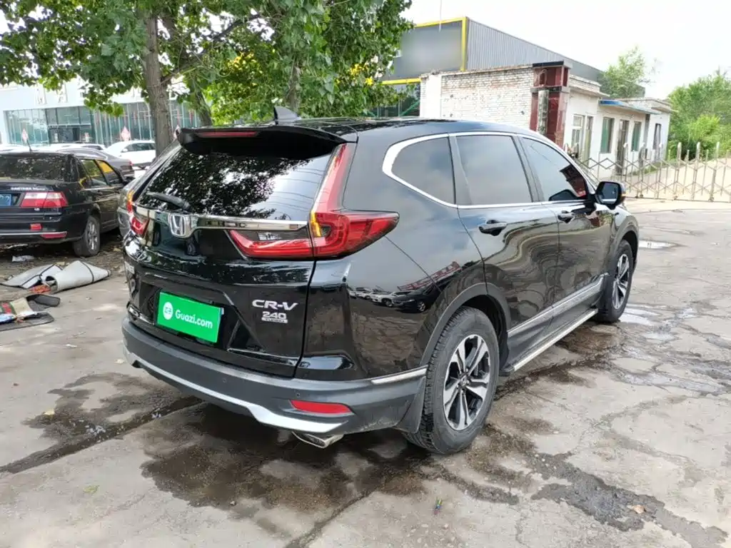 Honda CR-V 240 TURBO CVT 2 WD Style