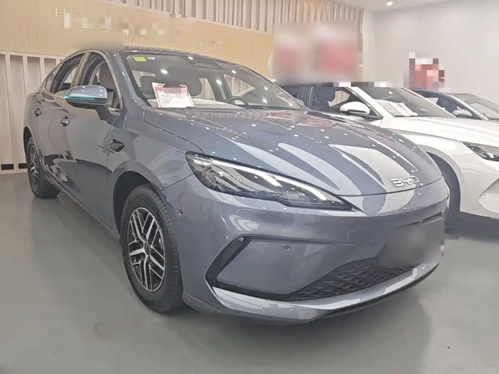 Seal 05 DM-i DM-i Smart Drive 120 KM Flagship