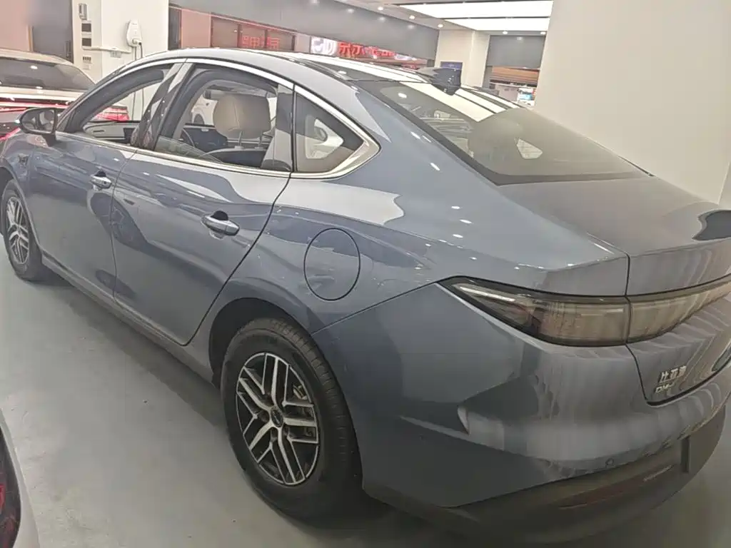 Seal 05 DM-i DM-i Smart Drive 120 KM Flagship