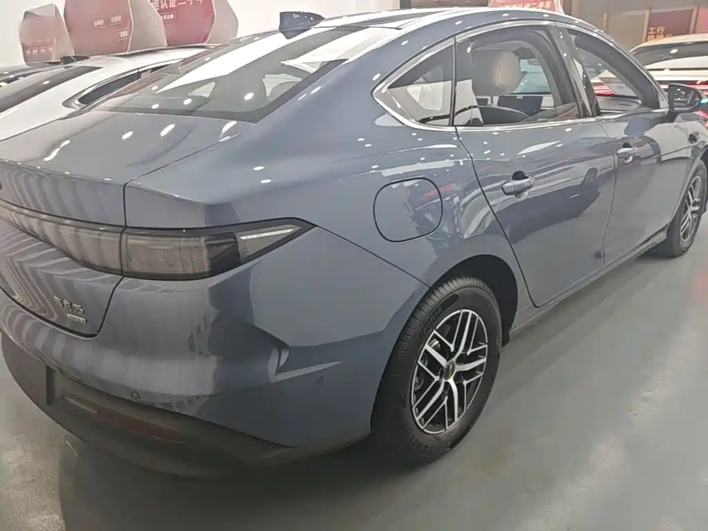Seal 05 DM-i DM-i Smart Drive 120 KM Flagship