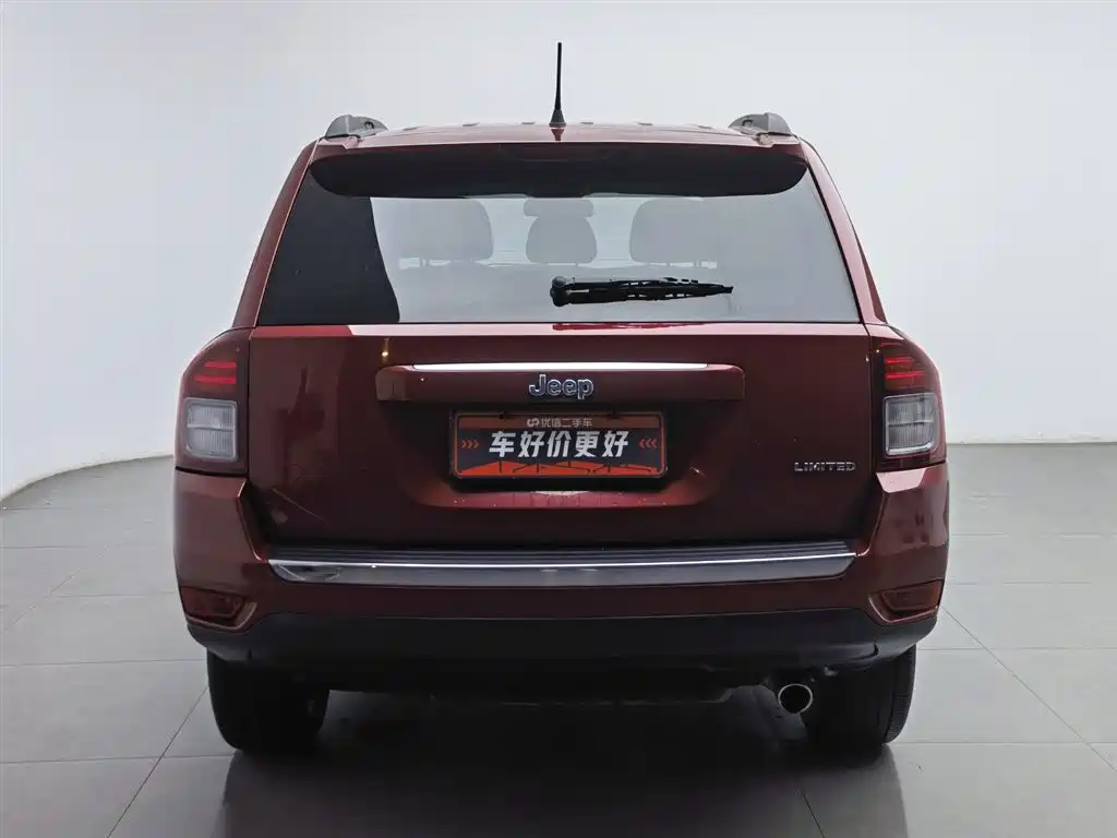 Compass (Import) Facelift 2.0 L 2 WD Elite