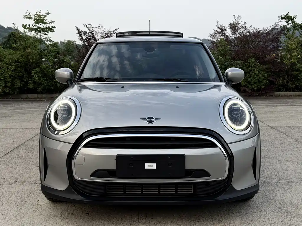 MINI 1.5 T ONE