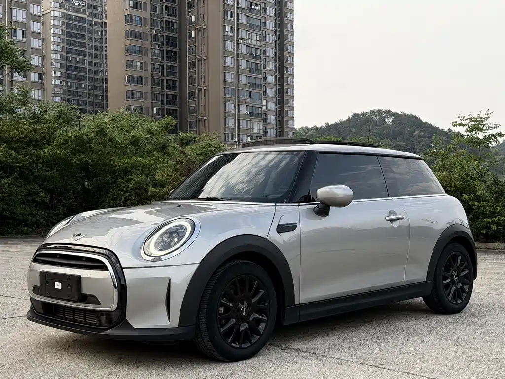 MINI 1.5 T ONE