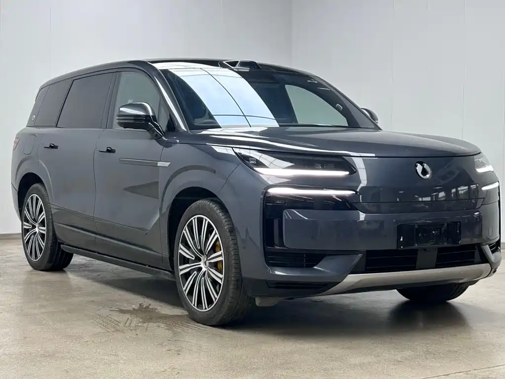 Denza N9 Flagship