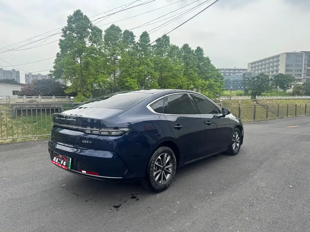Destroyer 05 Glory DM-i 55 KM Luxury