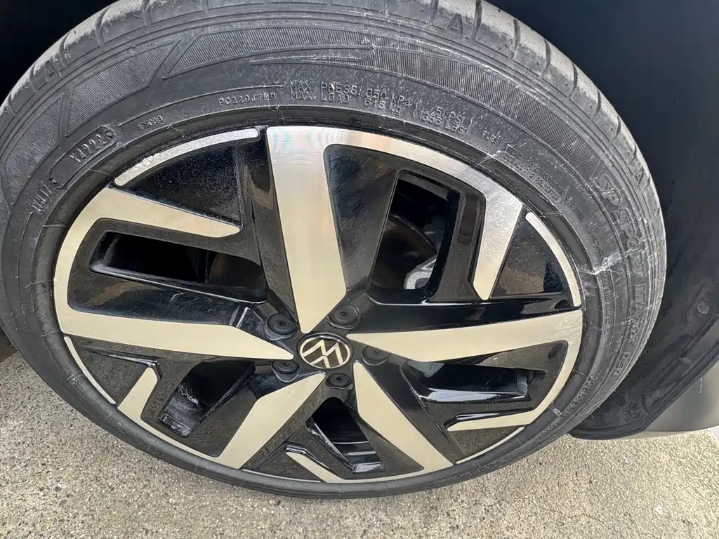 Lamando Lamando L 280 TSI DSG Hot