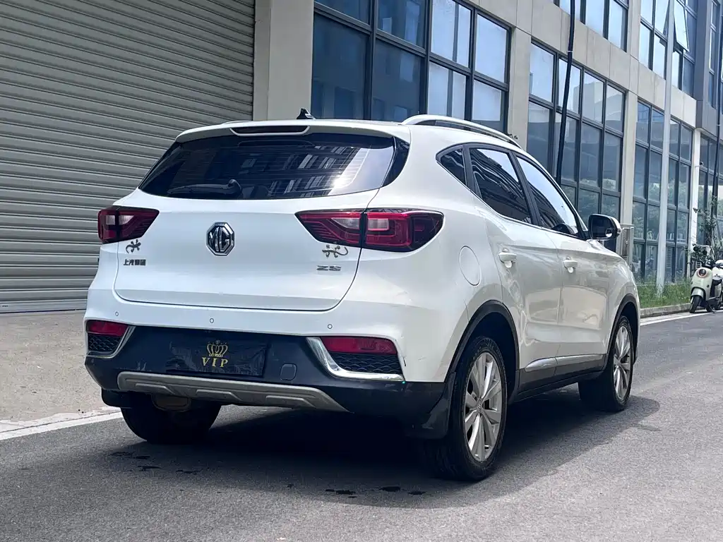 MG ZS 1.5 L Auto Premium Internet