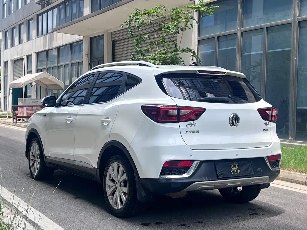MG ZS 1.5 L Auto Premium Internet