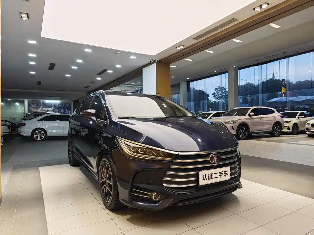 Song MAX 宋MAX 2018款 1.5 T 自动智联旗舰型 6座