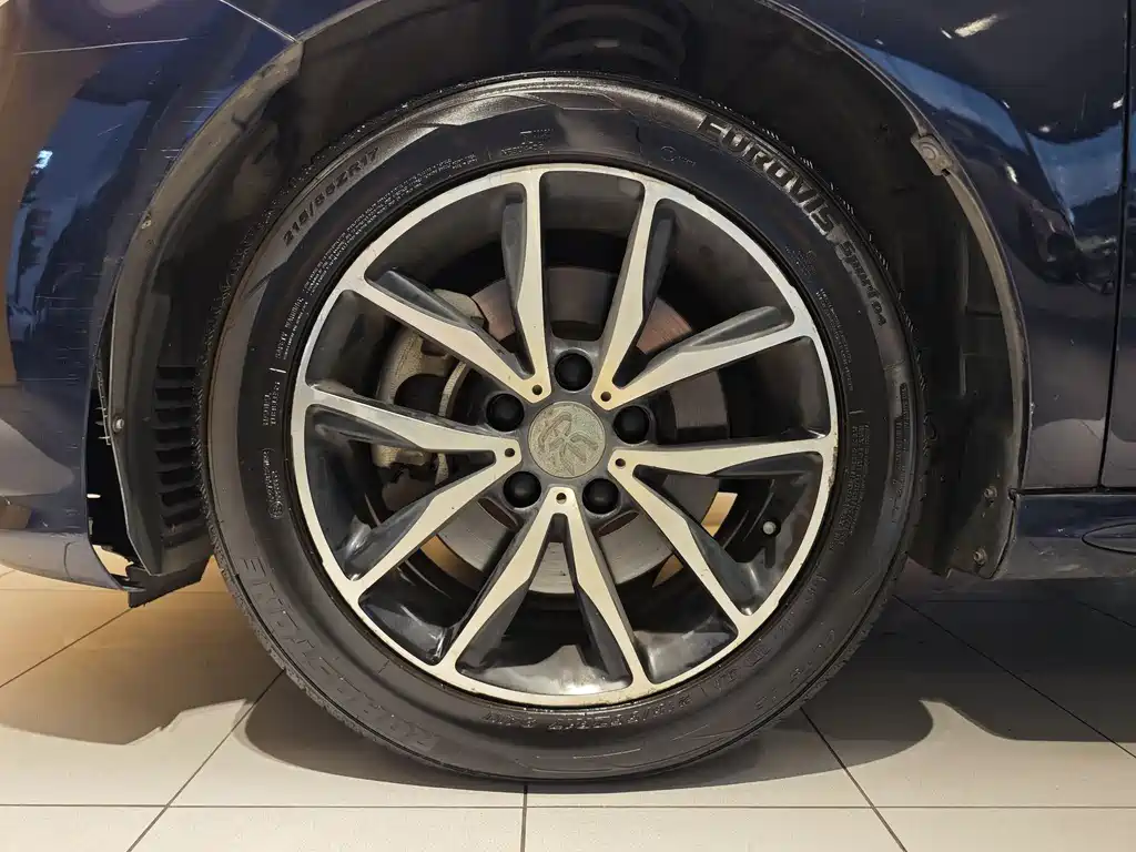 Song MAX 宋MAX 2018款 1.5 T 自动智联旗舰型 6座